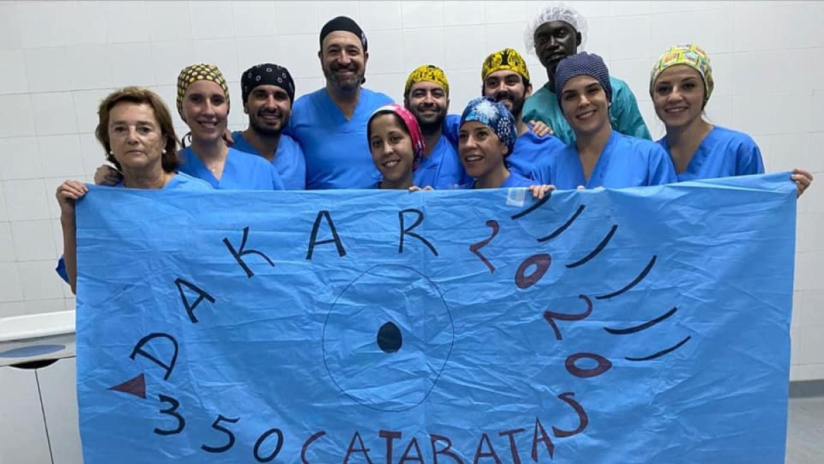 El equipo tras finalizar la misión interviniendo 350 cataratas.