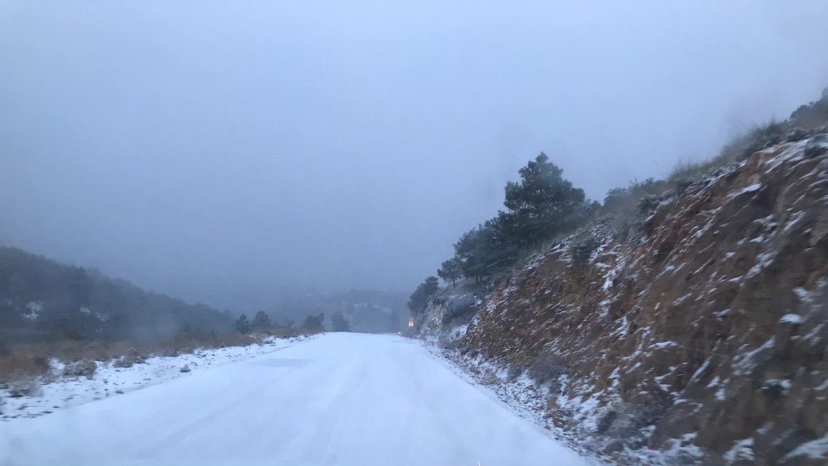 Imagen publicada por la Diputación Provincial de Almería del estado de algunas carreteras de la provincia.