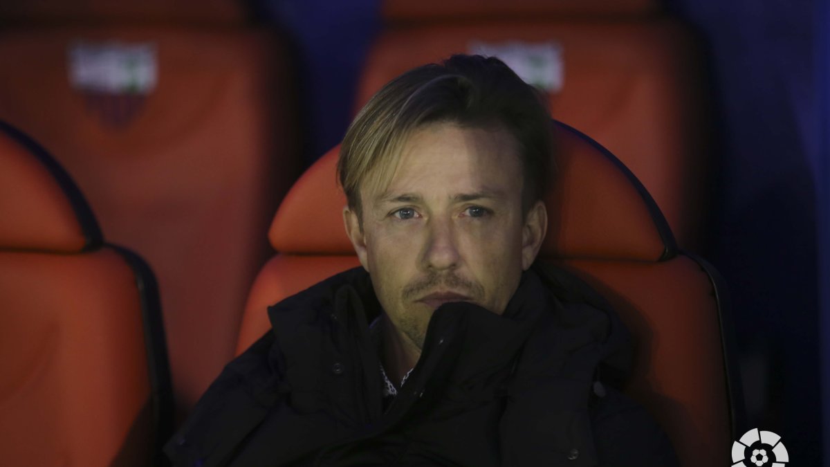 El míster del Almería.