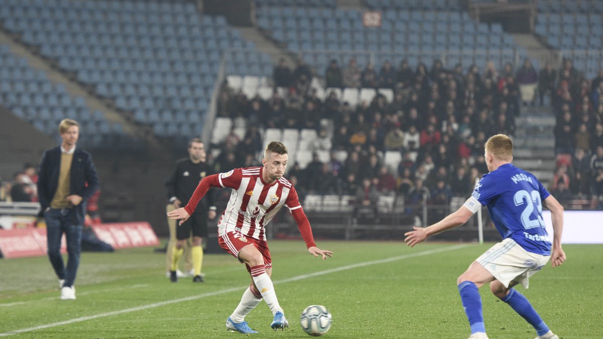 Iván Balliu se ha ganado su sitio en el once rojiblanco.