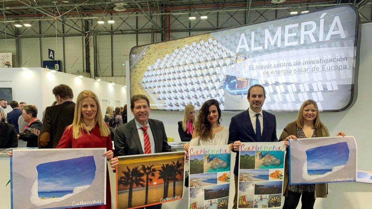 Nueva imagen promocional de Carboneras presentada en FITUR.