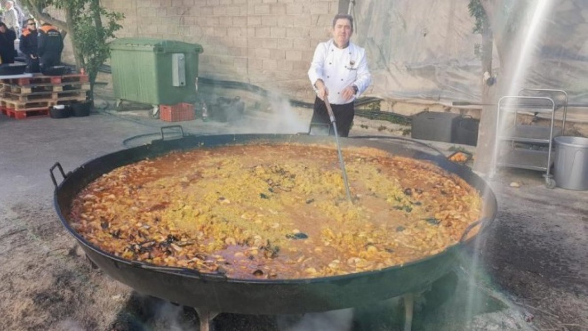 Paella para 500 personas