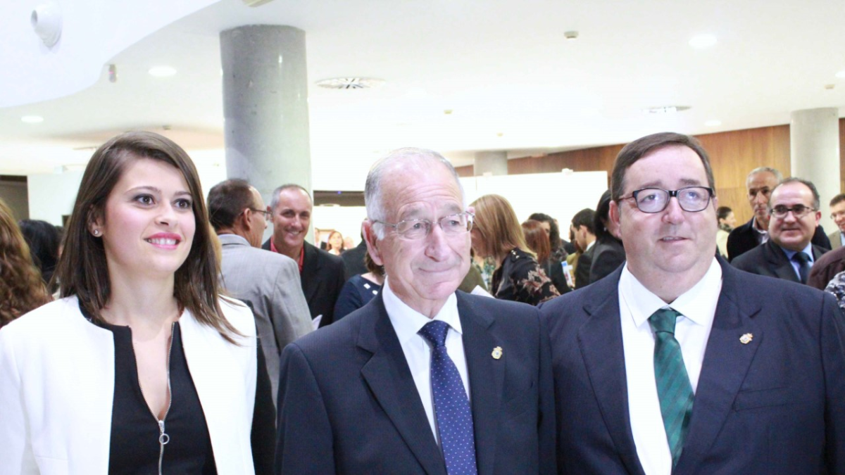 Ángeles Martínez, Gabriel Amat y José Juan Rubí.