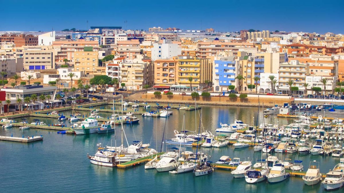 El Puerto de Roquetas de Mar será el escenario de la salida de la Clásica de Almería.