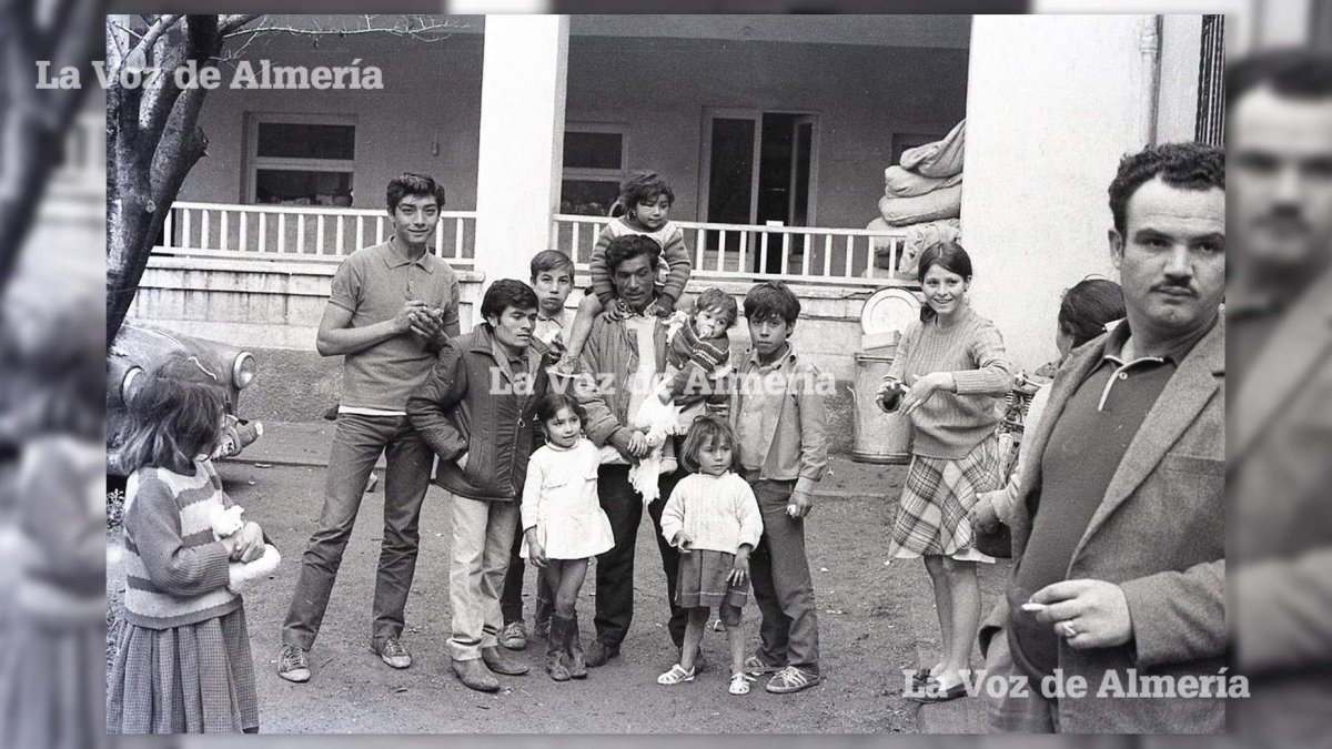 Don Luis Batlles cedió el chalet de su familia, el antiguo preventorio, para que recibiera a las familias que se habían quedado sin viviendas.