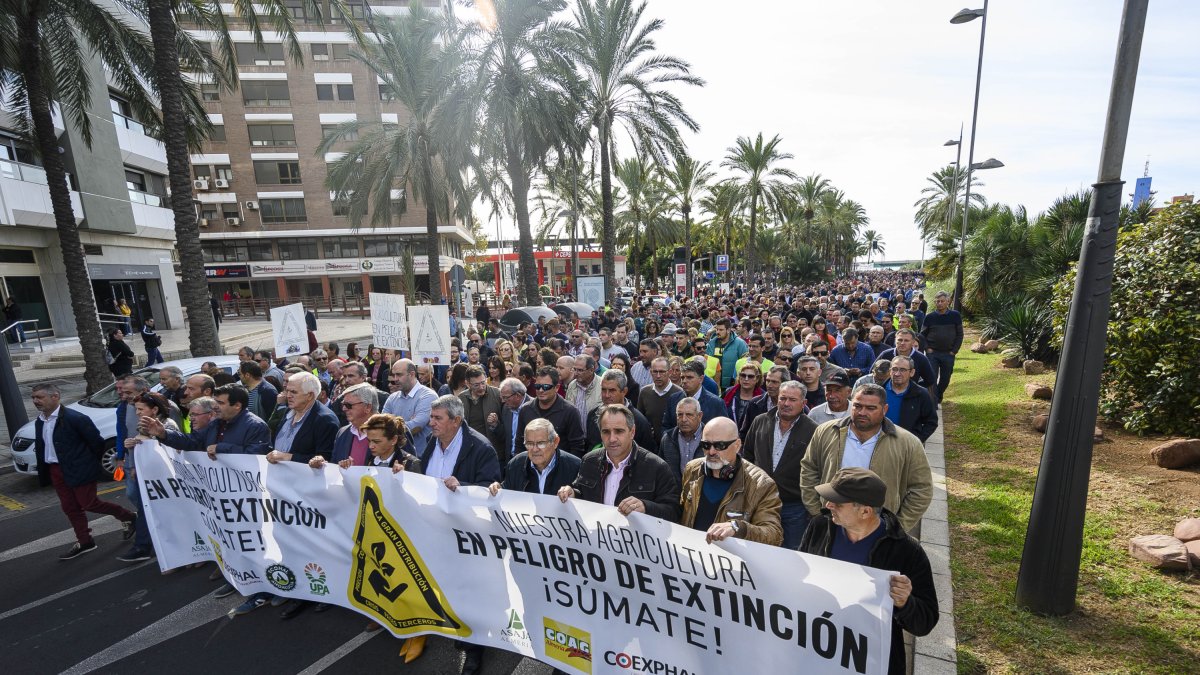 Manifestación del pasado mes de noviembre por la Rambla de Almería