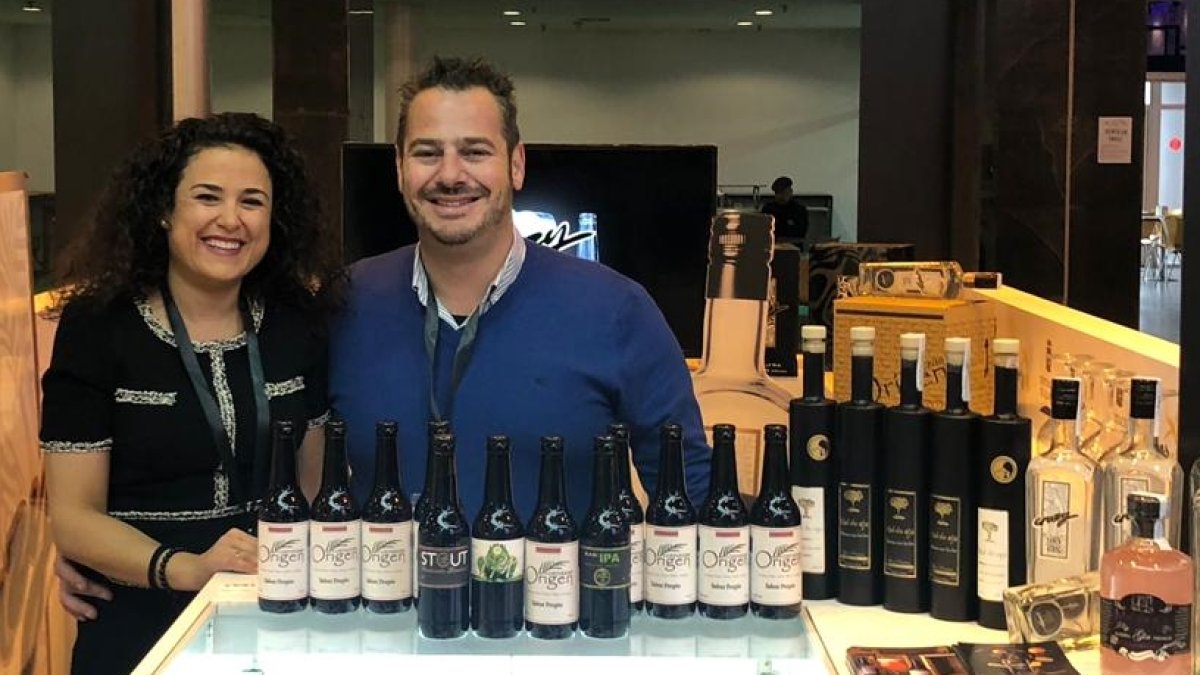 Daniel Martínez y Anabel Ortega, con fábrica en Huércal.