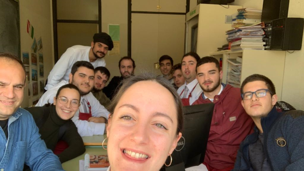 Algunos de los estudiantes que participarán en la experiencia.