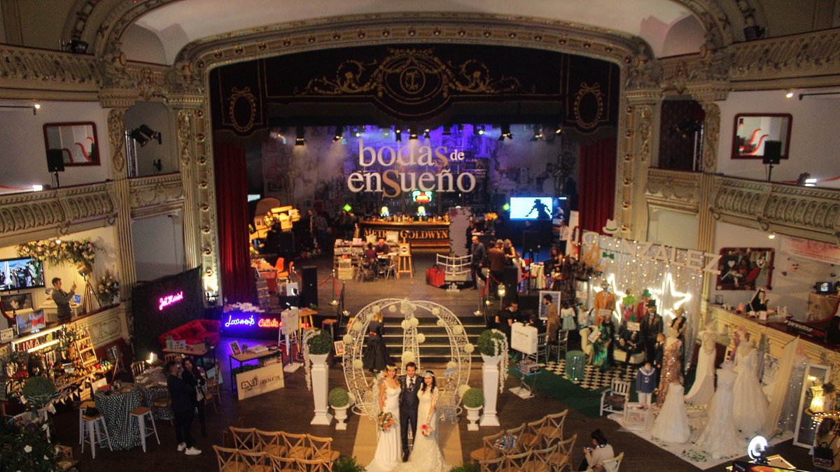 Bodas de Ensueño en el Teatro Cervantes, que celebra su segunda edición.