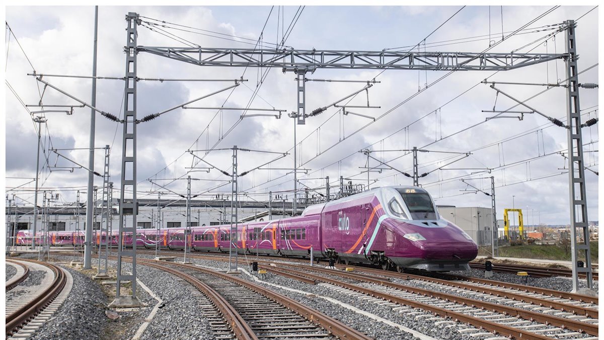 El AVLO es el AVE ‘low cost’ que el PP pide al Gobierno para Almería.