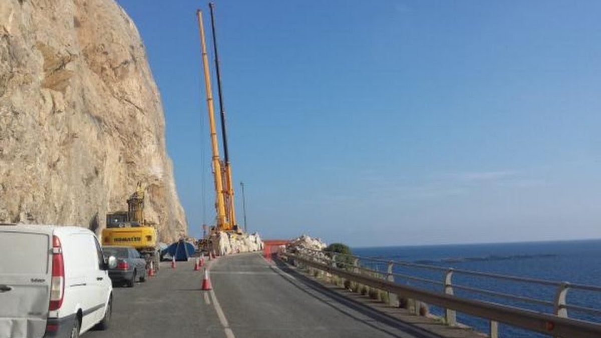 El Cañarete se encuentra cerrado al tráfico actualmente.