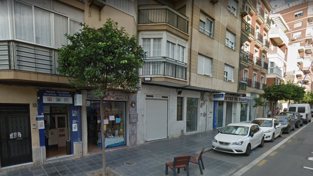 Despacho receptor de Pablo Iglesias donde se ha vendido el boleto premiado.