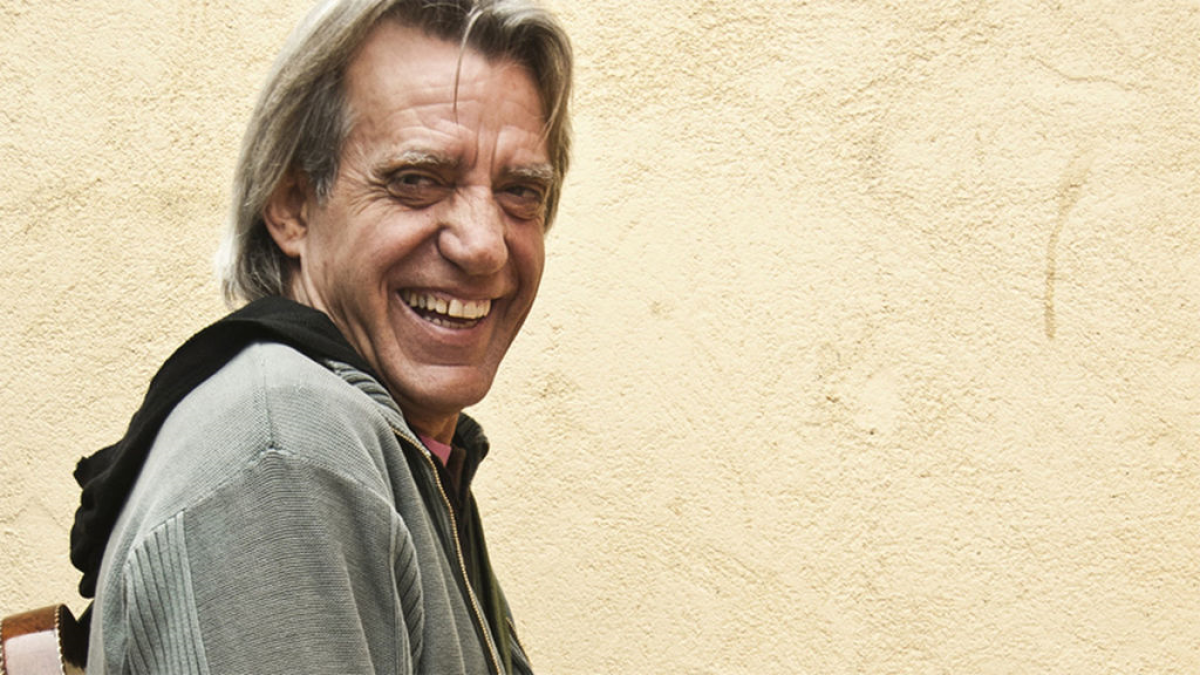 Luis Pastor sonriendo en una foto de archivo.