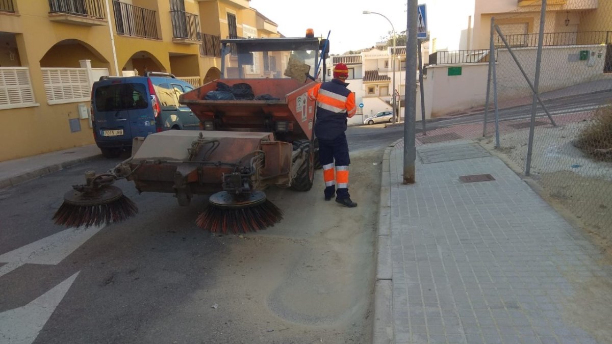 Bolsa de empleo para la limpieza viaria en Huércal de Almería