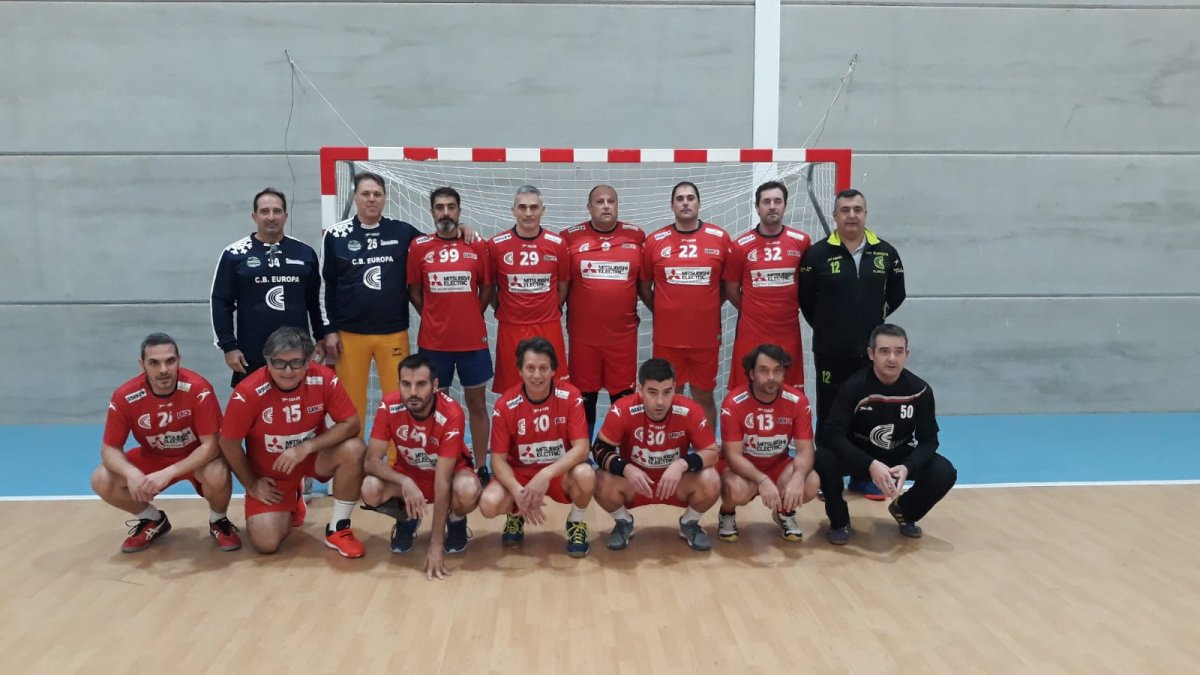 Los jugadores del equipo rojo dieron la talla en casa.
