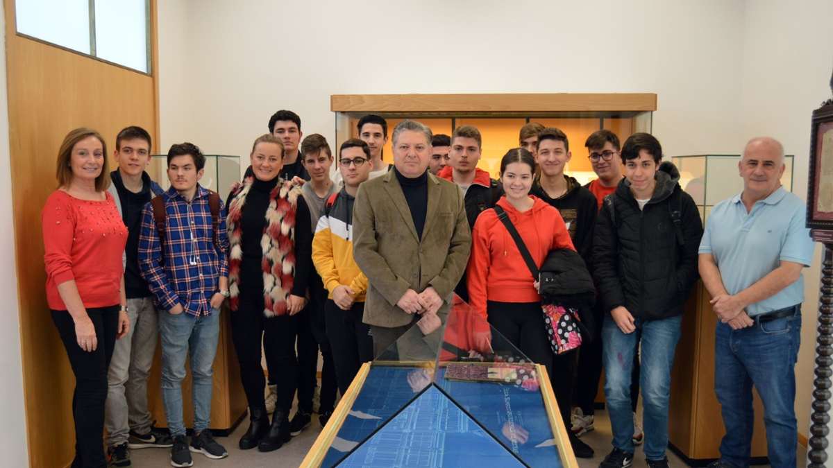 Estudiantes del Celia Viñas estrenaron la iniciativa que se desarrollará hasta abril.