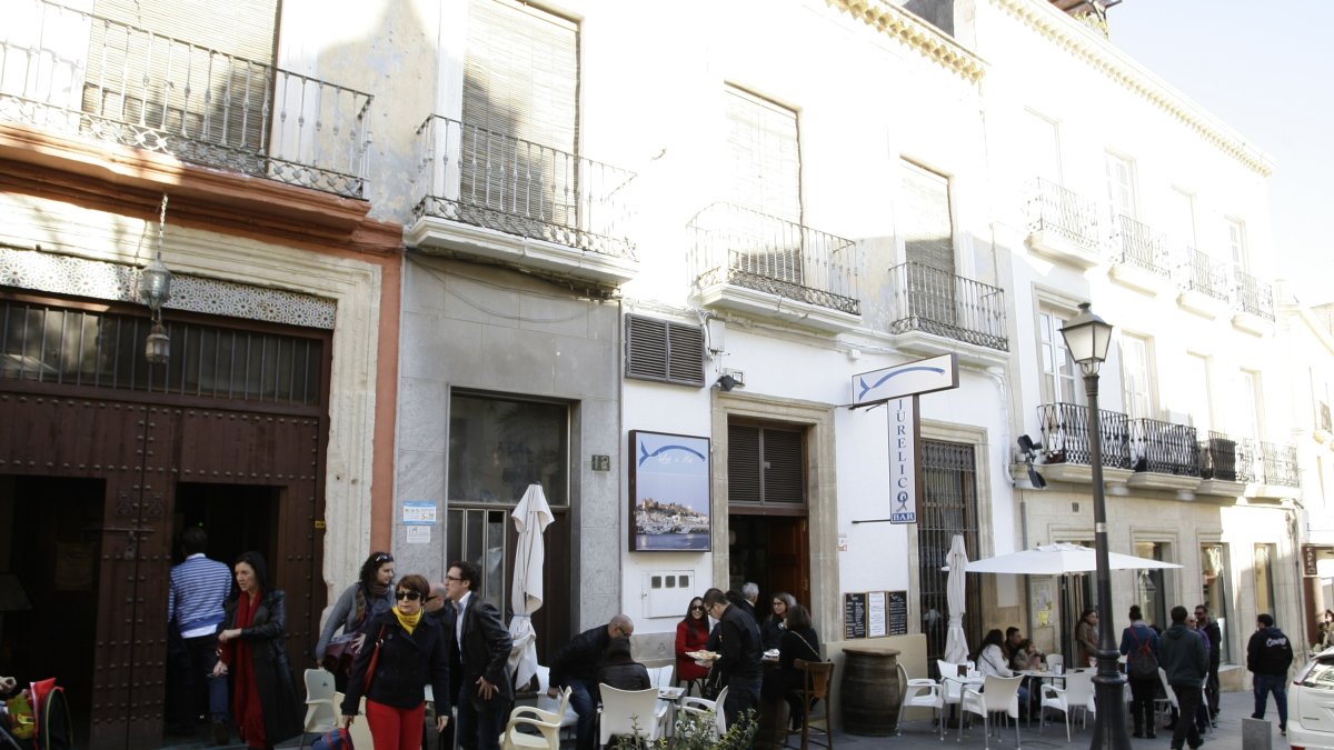 Bares en la zona de la calle Jovellanos