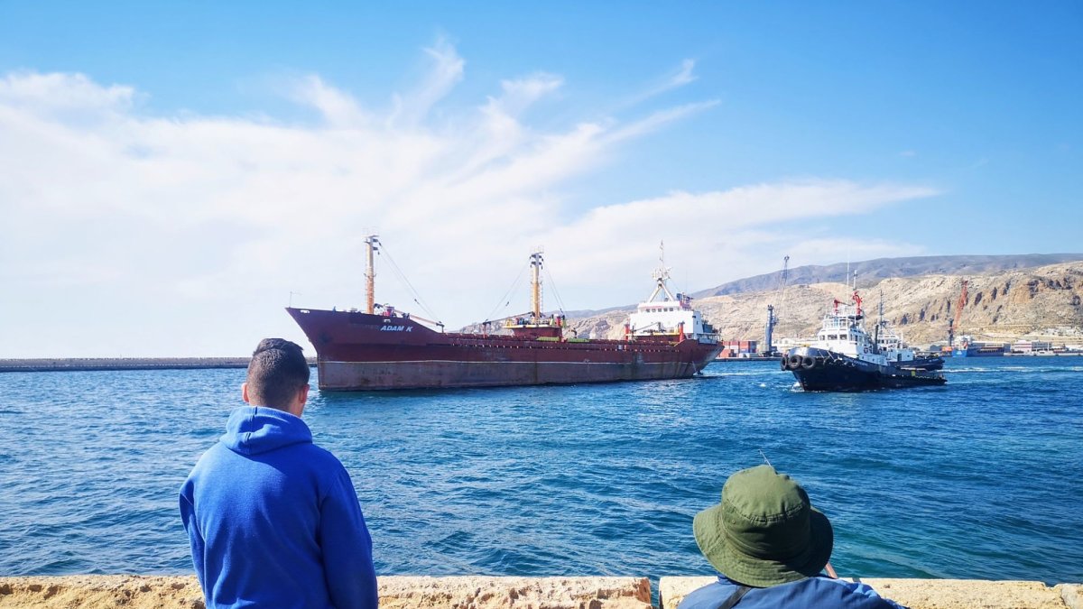 Salida de la embarcación en el Puerto de Almería. / Foto: Autoridad Portuaria