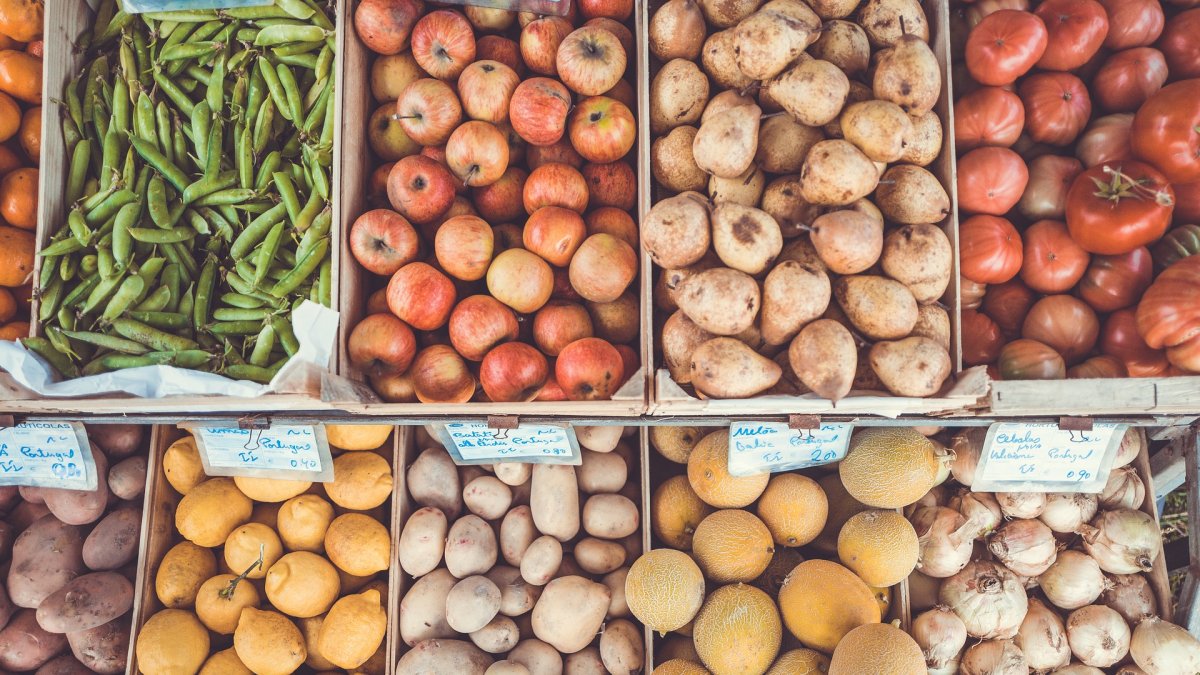 según datos hechos públicos ayer por el Departamento de Aduanas e Impuestos Especiales y el Ministerio de Industria.