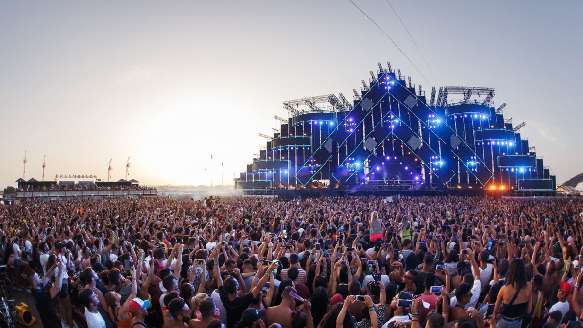 Vista general del escenario principal del Dreambeach 2019.