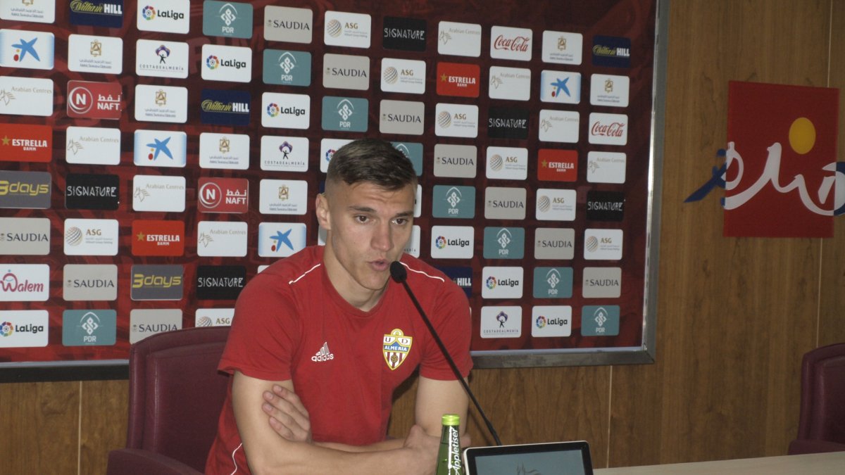 Nikola Maras en sala de prensa tras el entrenamiento.