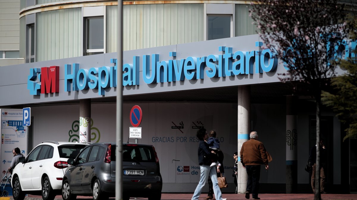 En el Hospital de Torrejón permanece en la UCI un afectado en situación clínica de gravedad.