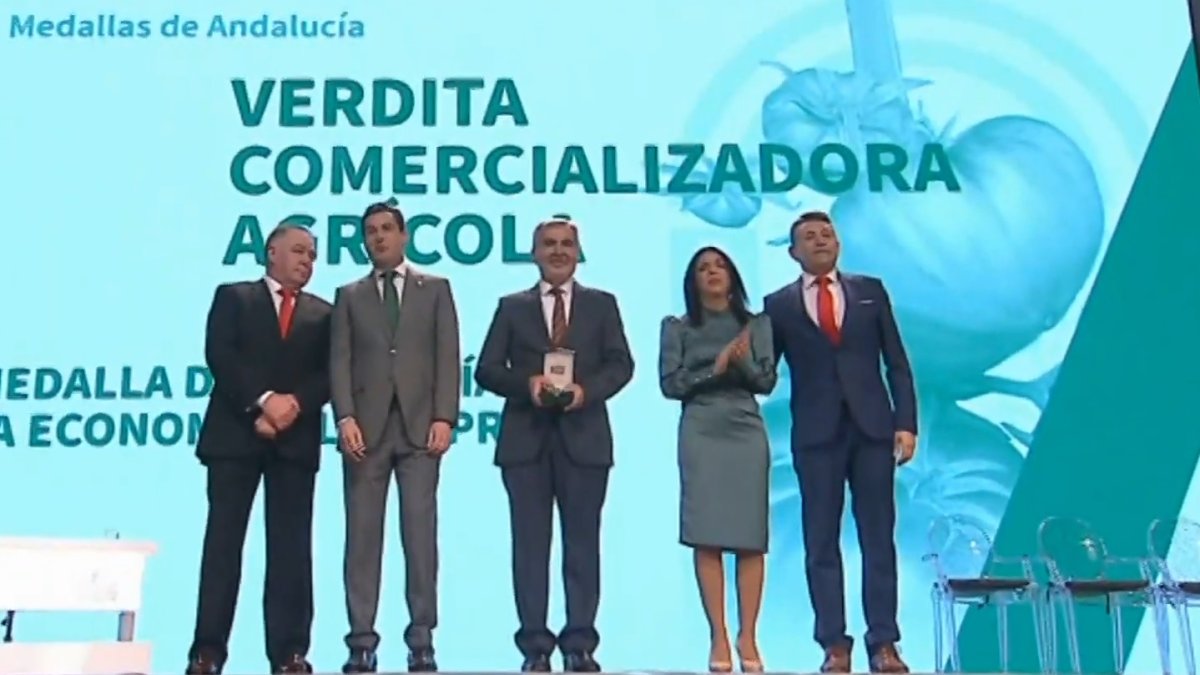 Entrega de la Medalla de Andalucía a Verdita.