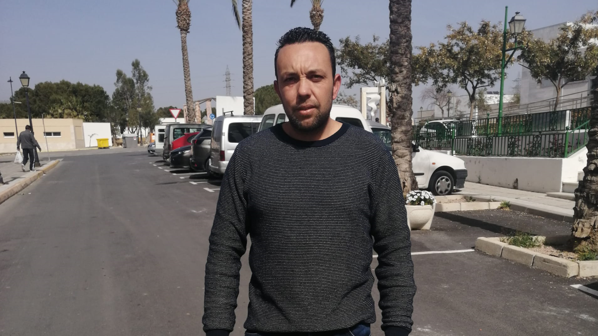 Juan Pedro Gallego es padre de familia y trabaja en el sector del mármol.