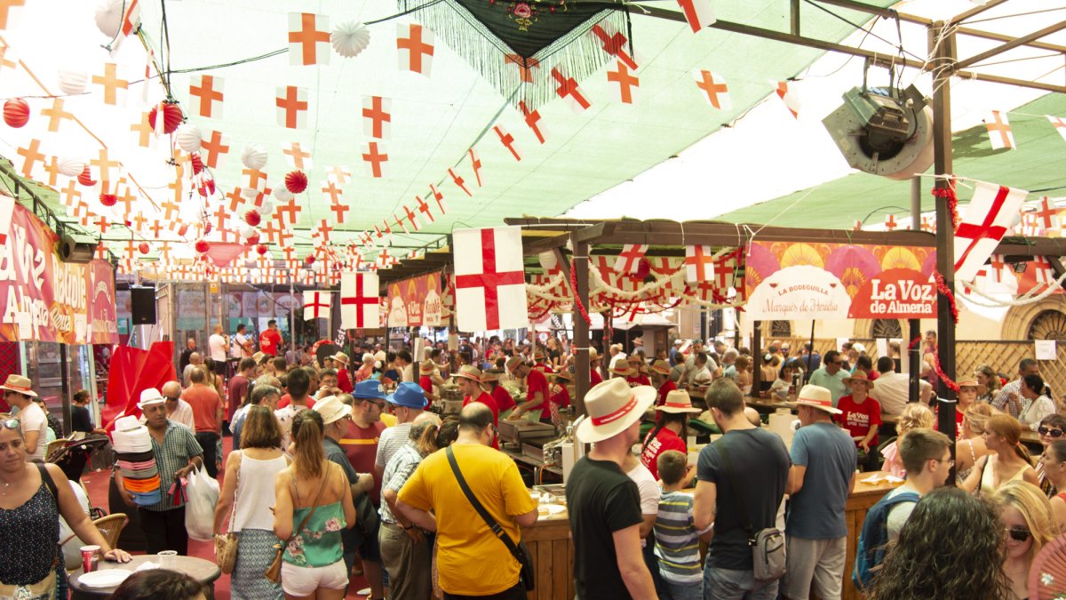 imagen de la feria del mediodía de la capital almeriense.