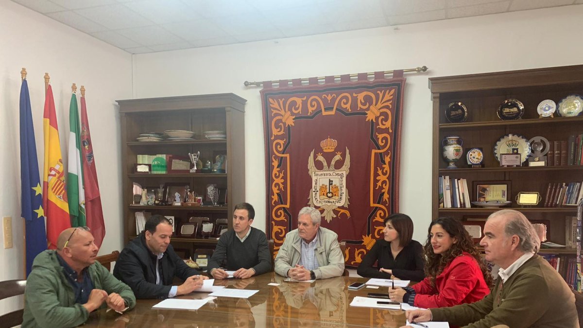 Reunión mantenida en el Ayuntamiento de Vera.