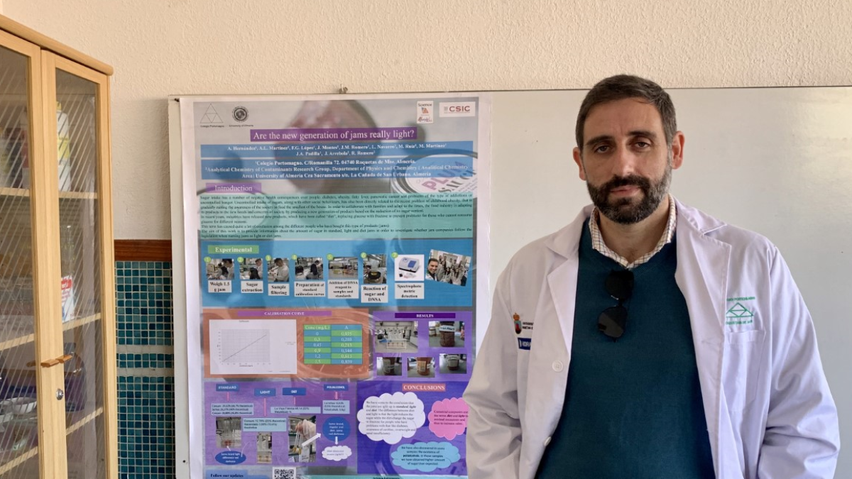 El investigador almeriense habla sobre moléculas y coronavirus.
