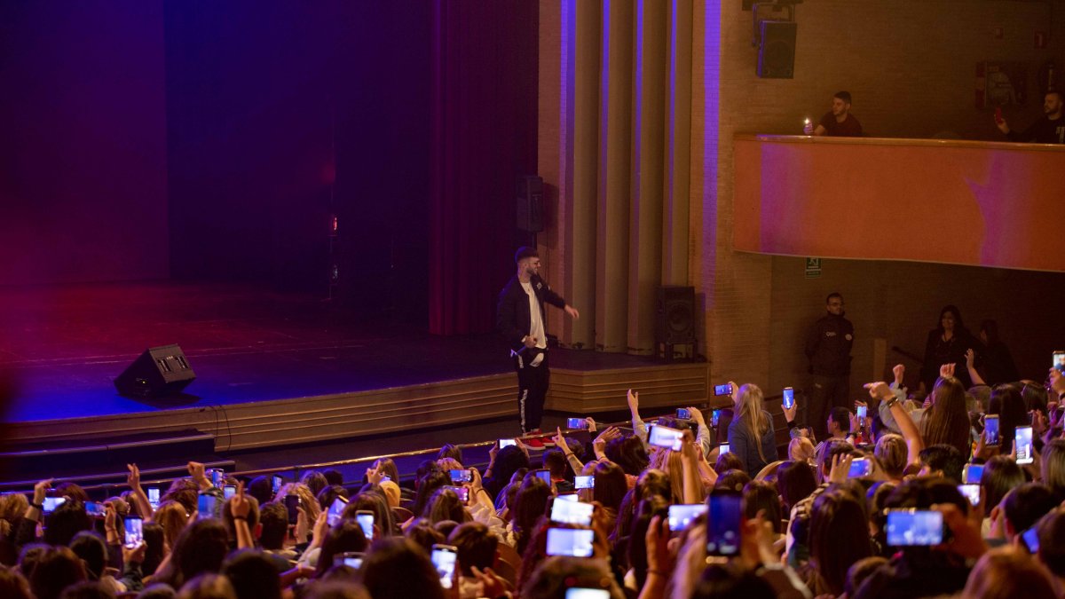 Keen Levy llena el Auditorio Maestro Padilla