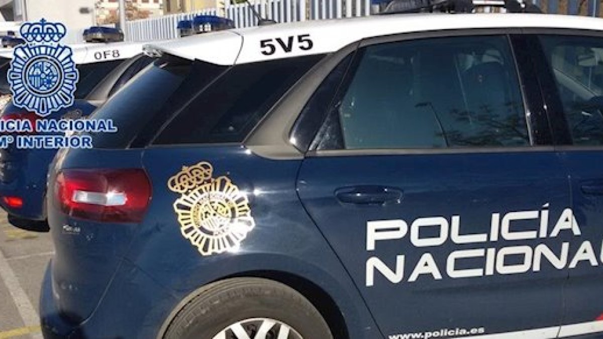 La Policía Nacional ha detenido a un joven almeriense en Ourense.