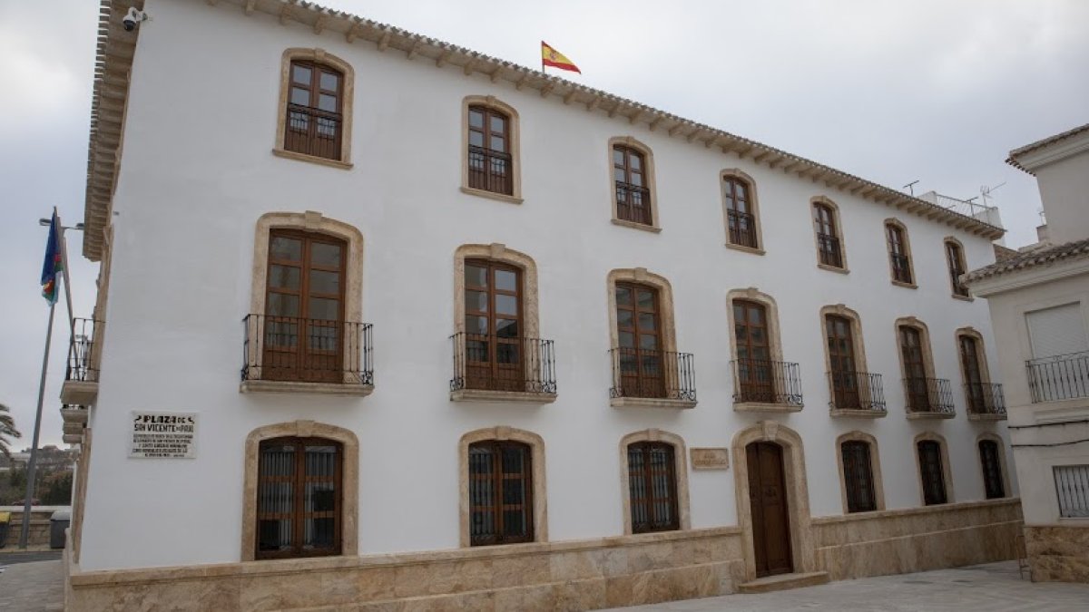 Fachada del ayuntamiento de Albox.