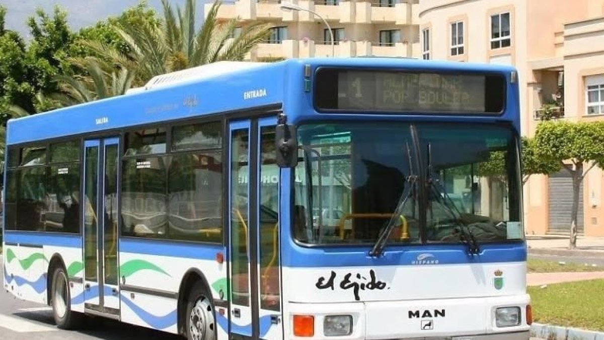 Sólo podrá pagarse el importe en efectivo exacto o con Abono-Bus.