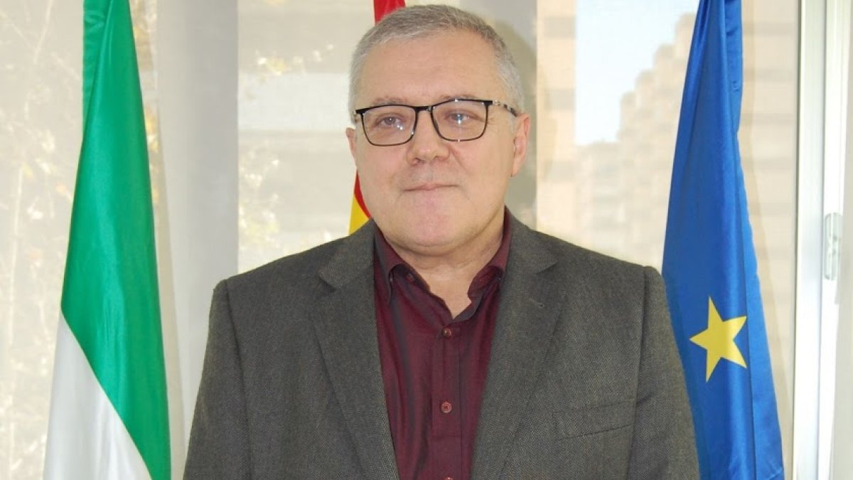 Emilio Ortiz es delegado de Empleo y Economía.