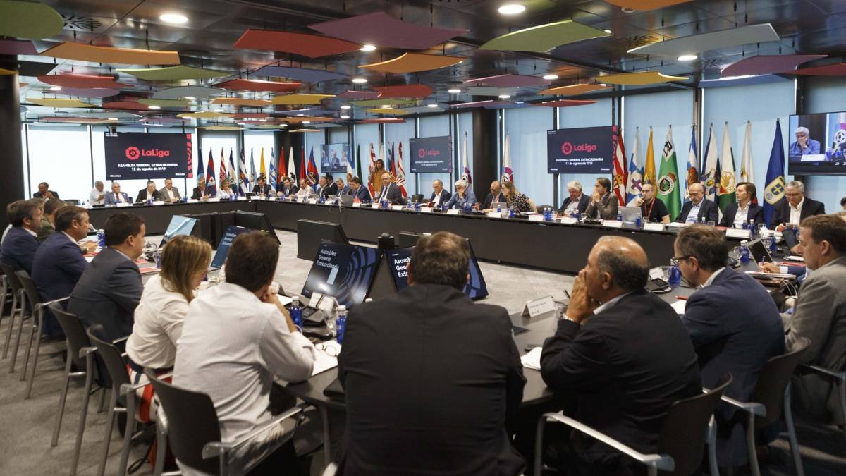 Reunión en la Liga.