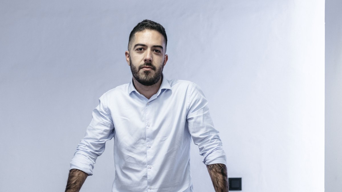 Nacho Benavides, en su trabajo