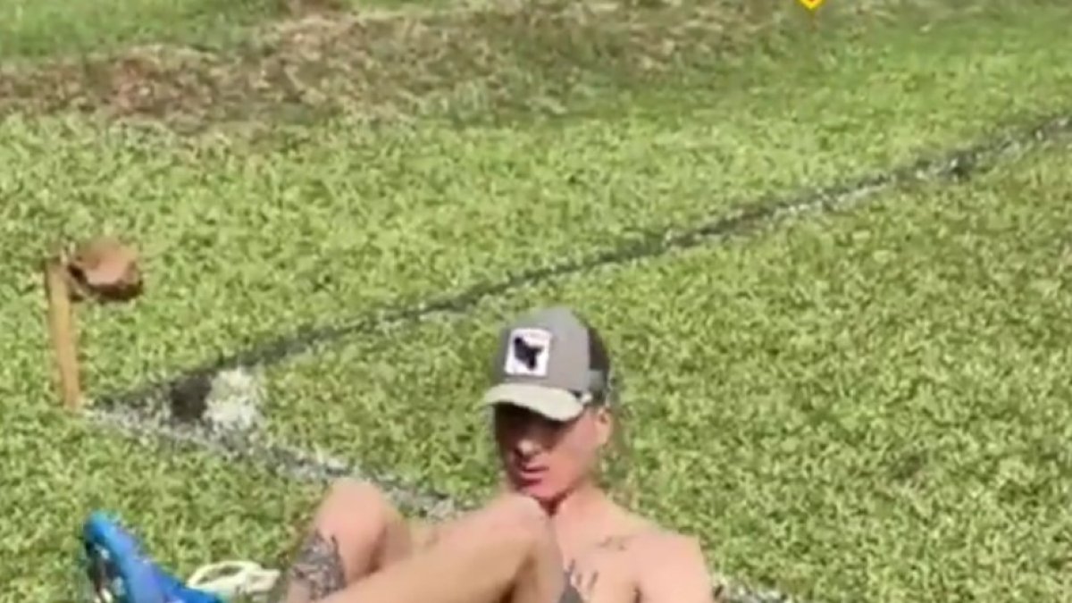 Captura del vídeo que ha subido el Almería con Darwin en Uruguay..