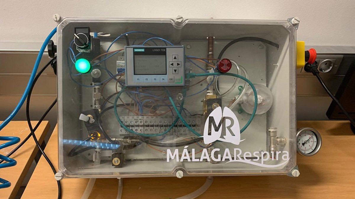 El respirador es un dispositivo que se fabrica en unas dos horas.