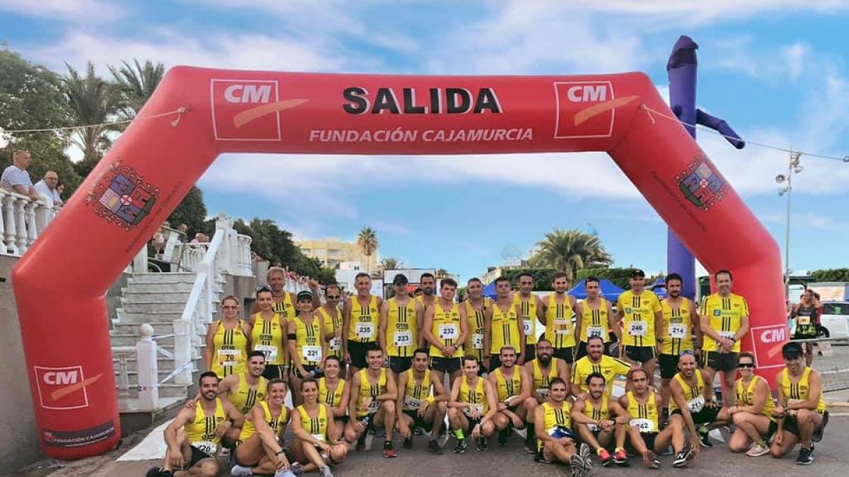 Miembros del club de atletismo.