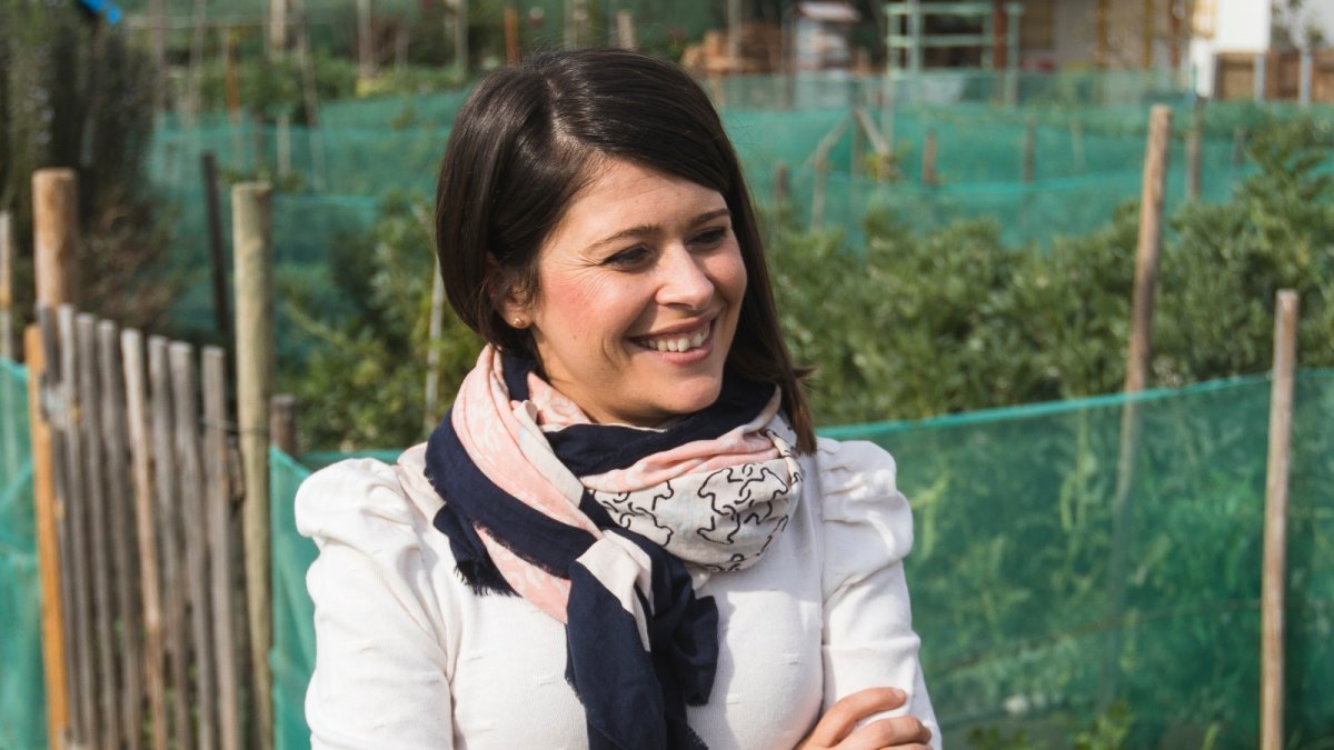 Ángeles Martínez, diputada de Bienestar Social.