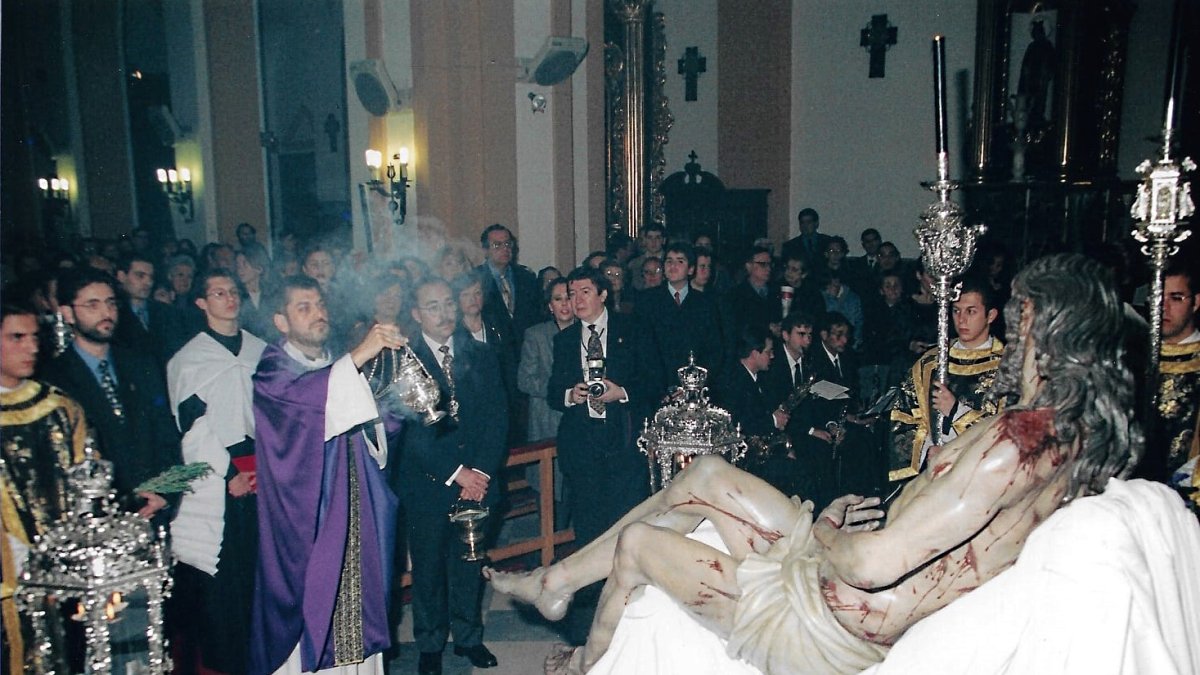 La iglesia parroquial de San Agustín acogió, en el año 1995, la bendición del Santísimo Cristo de la Caridad.