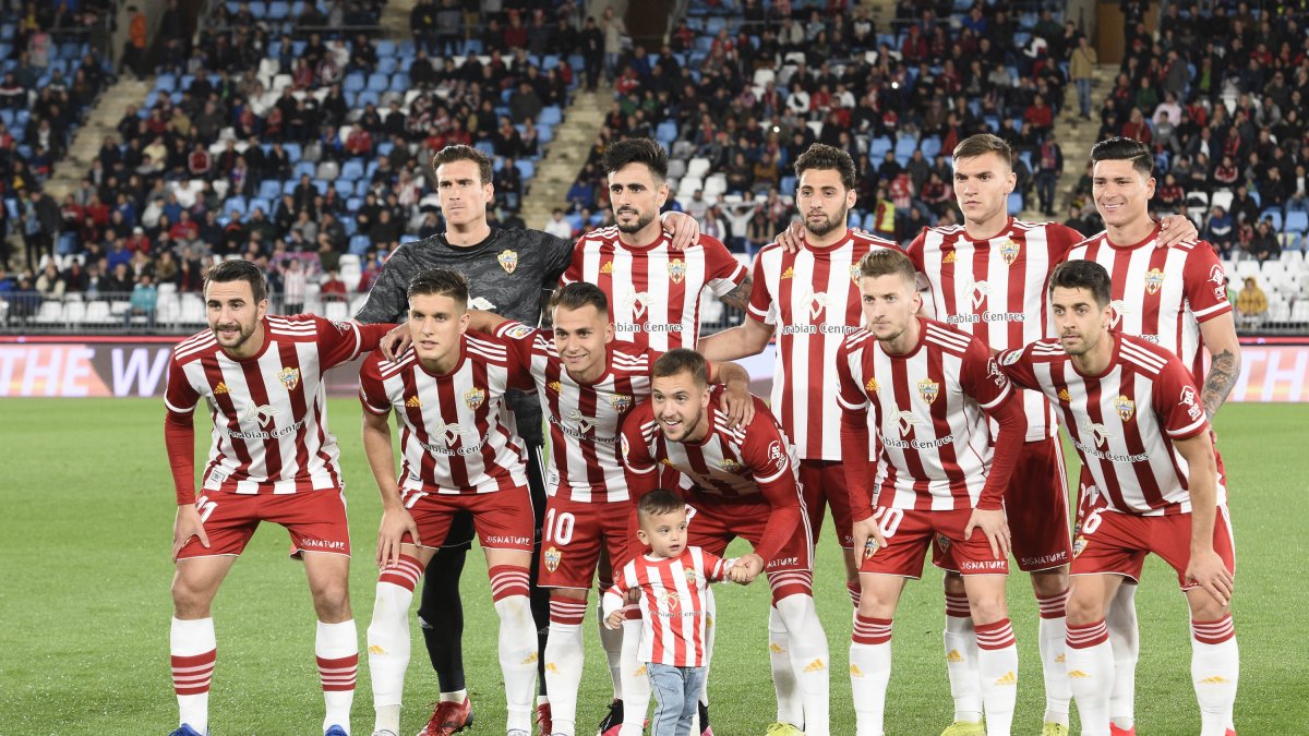 El último once del Almería, el que se enfrentó al Deportivo.