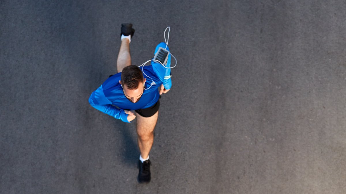 El corredor de fondo puedes ser tú y puedo ser yo, somos todos.