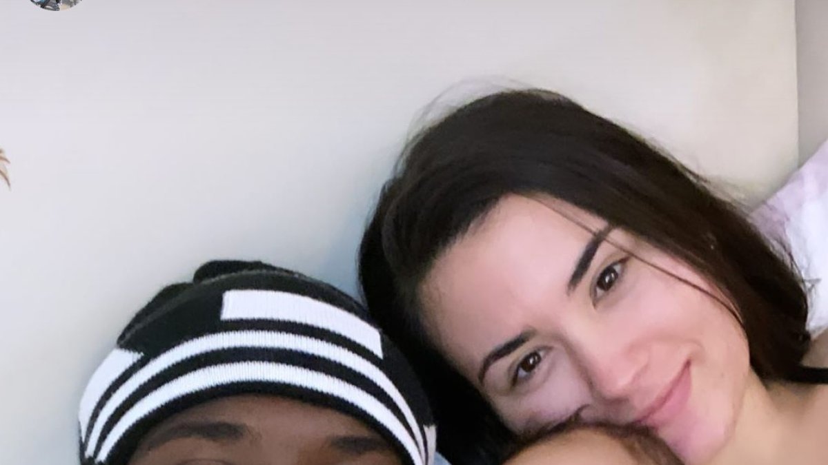 Jonathan finalmente no viajará con su familia a Brasil estos días.