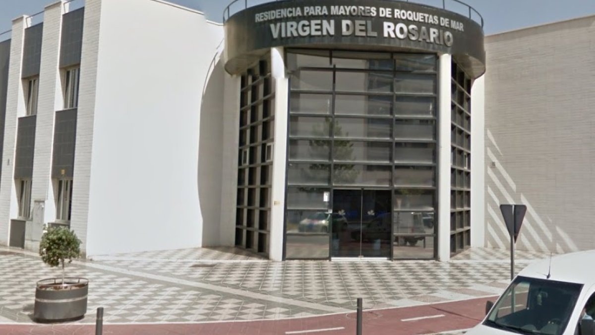 Residencia Virgen del Rosario en Roquetas de Mar.