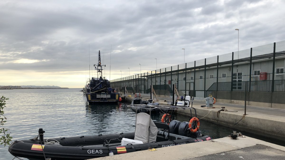 Módulos de custodia en el Puerto de Almería