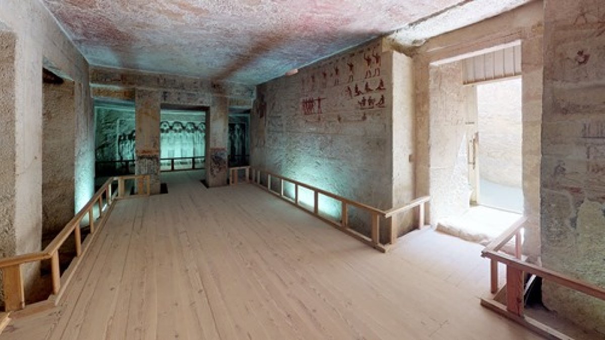 La tumba de la Reina Merensankh III es una de las que se puede visitar virtualmente.