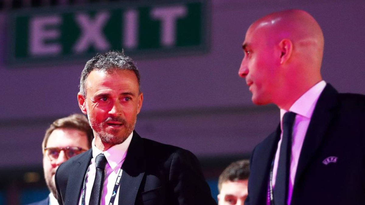Luis Enrique en un encuentro con Luis Rubiales.